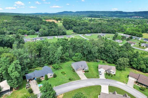 7534 Gawain Path, Ooltewah, TN, 37363 | Card Image