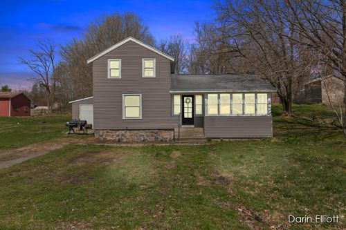 228 E Railroad Street, Muir Village, MI, 48860 | Card Image