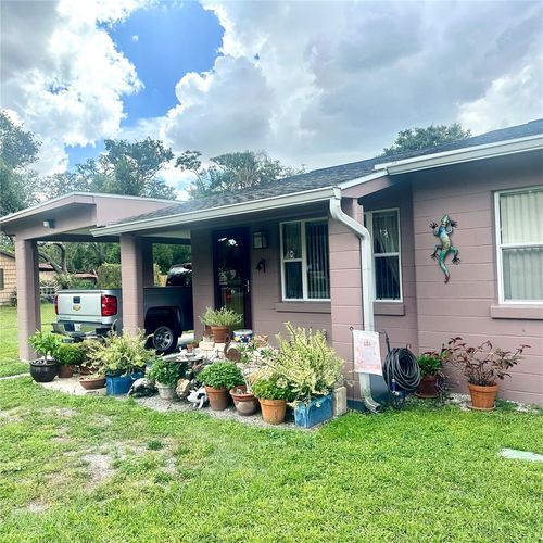 8704 N Rome Ave, TAMPA, FL, 33604-1140 | Card Image