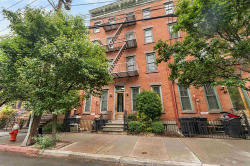 2r-208 6th St, JC, Downtown, NJ, 07302 | Card Image