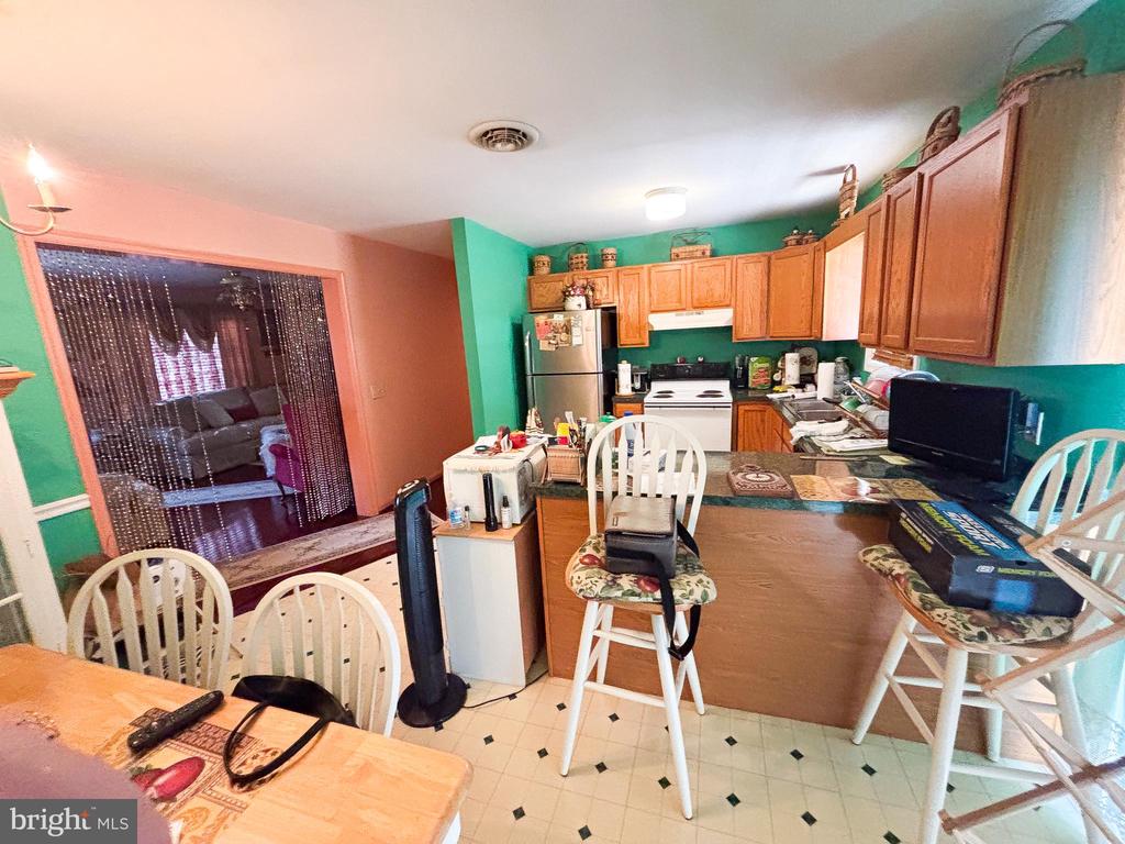 Residential in HURLOCK 5