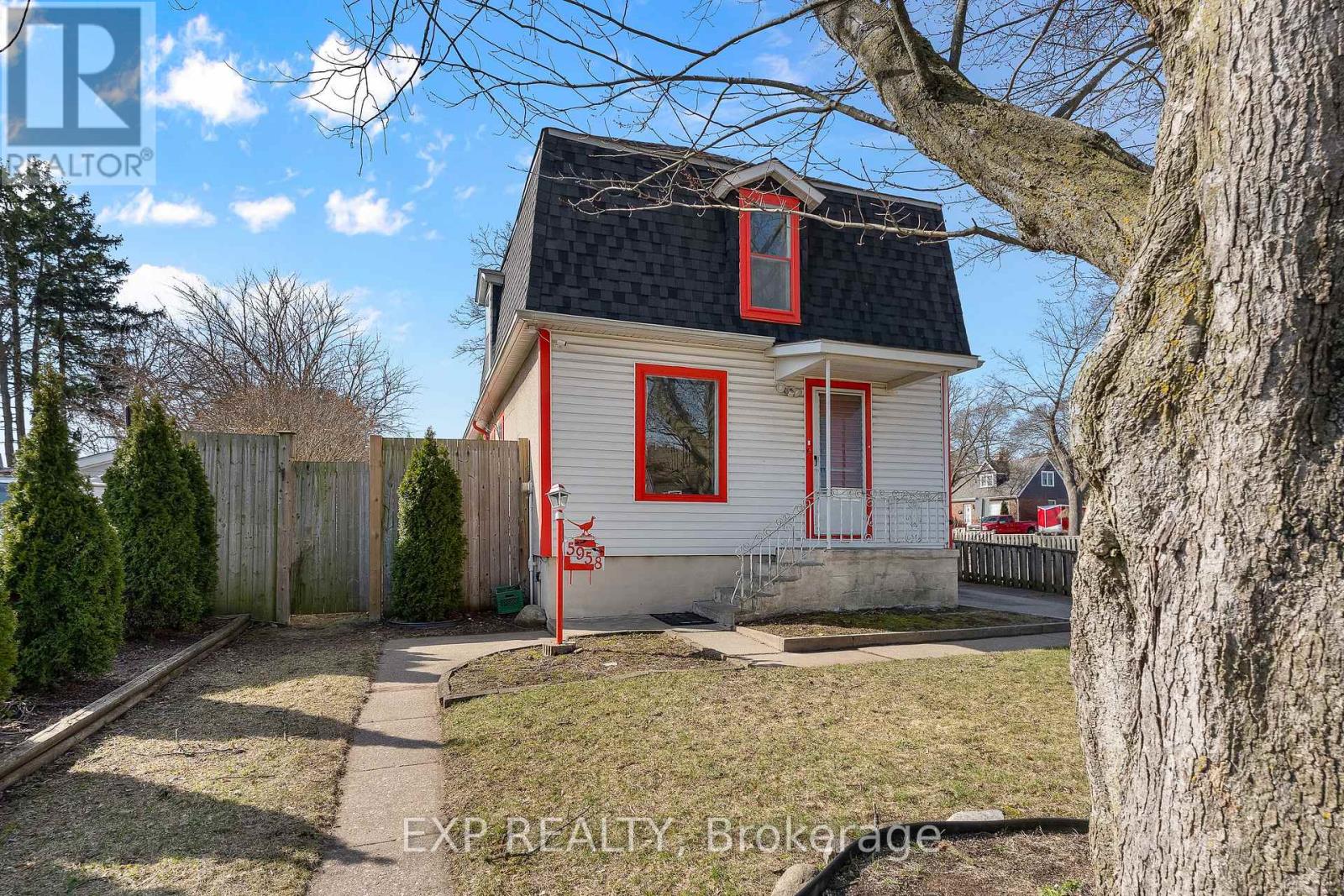 Residential Lease in Niagara Falls (Hospital) 2
