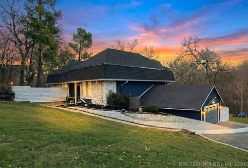 3741 E 108th St, Tulsa, OK, 74137-6700 | Card Image