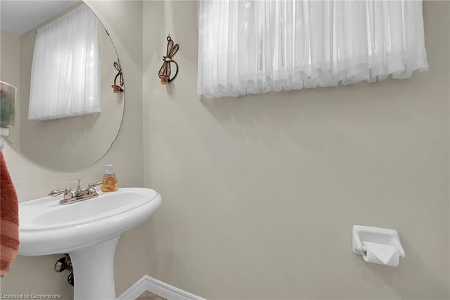 24 Jeanette Ave, House other with 4 bedrooms, 3 bathrooms and 4 parking in Grimsby ON | Image 31