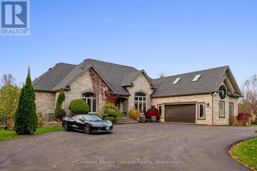 4 Abbitt Crescent, Halton Hills (Rural Halton Hills), ON, L7A1A6 | Card Image