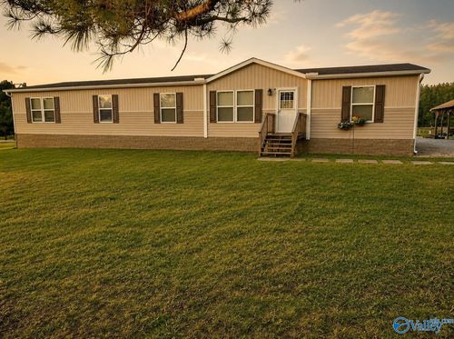 1118 Evergreen Rd, Falkville, AL, 35622-5510 | Card Image