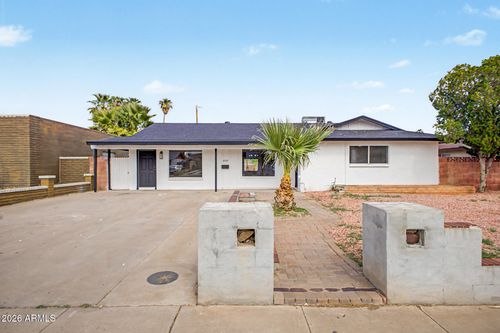 5207 N 39th Dr, Phoenix, AZ, 85019-2432 | Card Image