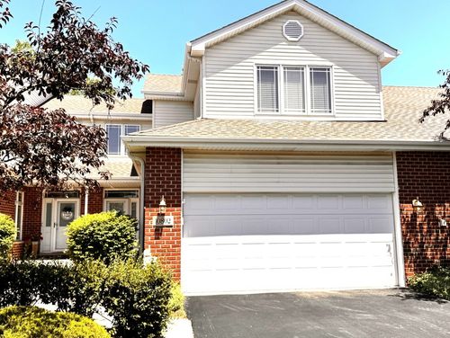 10802 Canterbury Dr, Mokena, IL, 60448-1090 | Card Image
