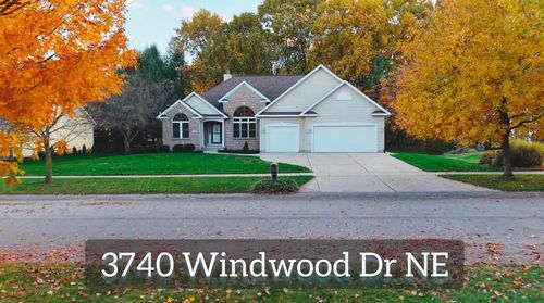 3740 Windwood Dr, Rockford, MI, 49341-8532 | Card Image