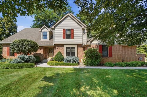 2340 Rockingham Dr, Troy, OH, 45373-9227 | Card Image