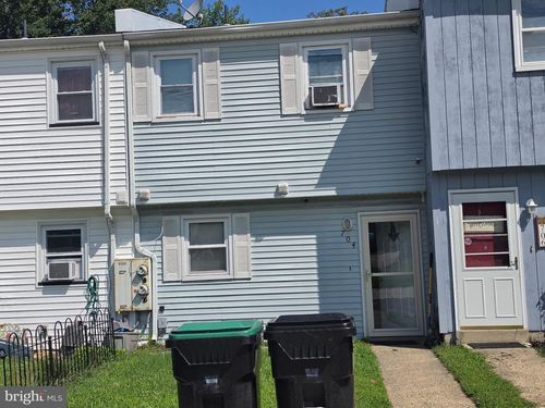 704 Tara Dr, SICKLERVILLE, NJ, 08081-2730 | Card Image