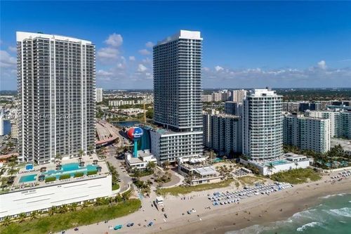 3204-4111 S Ocean Dr, Hollywood, FL, 33019-3055 | Card Image
