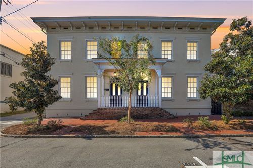 35 Houston St, Savannah, GA, 31401-3512 | Card Image
