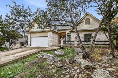 12 Springwood Cir, Wimberley, TX, 78676-2812 | Card Image