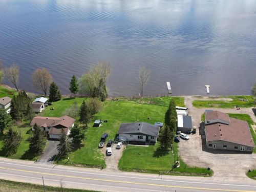 {{alt}} | Card Image