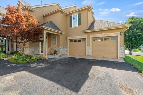 21380 117th Ter, Olathe, KS, 66061-5772 | Card Image