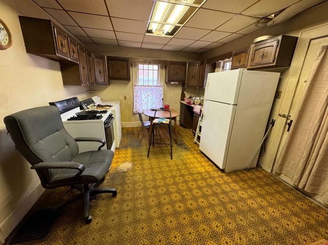 239 Lafayette Ave, House other with 1 bedrooms, 1 bathrooms and null parking in Oolitic IN | Image 14
