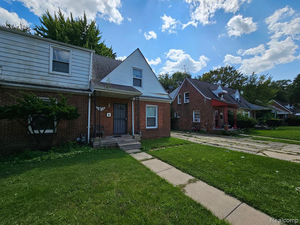 7 Mile Rd, Detroit, MI 48205