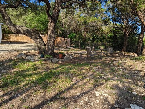 18406 Easy St, Jonestown, TX, 78645-9670 | Card Image