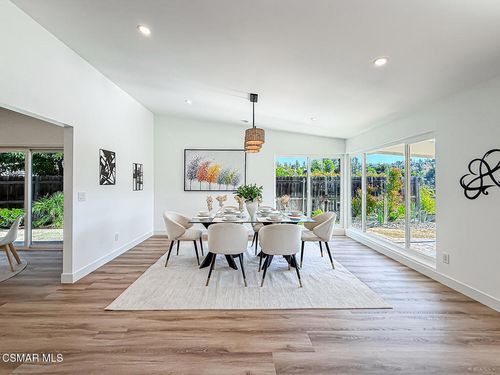 4627 Willens Ave, Woodland Hills, CA, 91364-3810 | Card Image