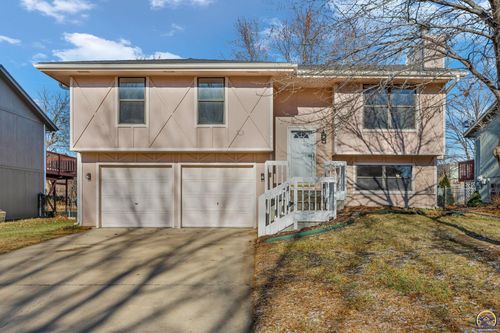 7412 Sw 25th St, Topeka, KS, 66614-4744 | Card Image