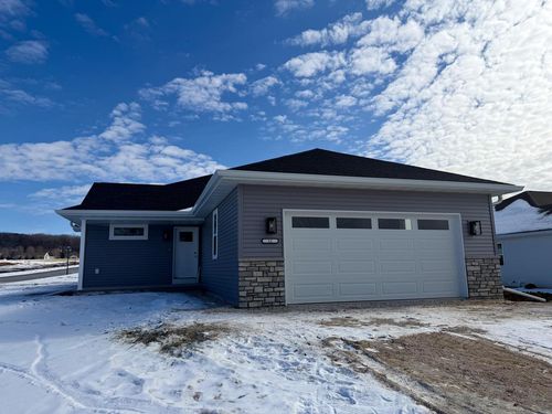 11 Wisteria Corner, Fond Du Lac, WI, 54935 | Card Image