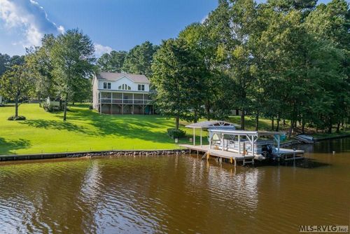 240 Cove Ln, Gasburg, VA, 23857 | Card Image