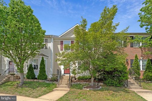 272 Golden Larch Ter Ne, LEESBURG, VA, 20176-4033 | Card Image
