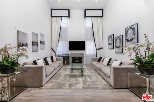 ph2-1227 Granville Ave, Los Angeles, CA, 90025 | Card Image