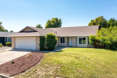 6951 Marvin Trl, Redding, CA, 96001-5370 | Card Image