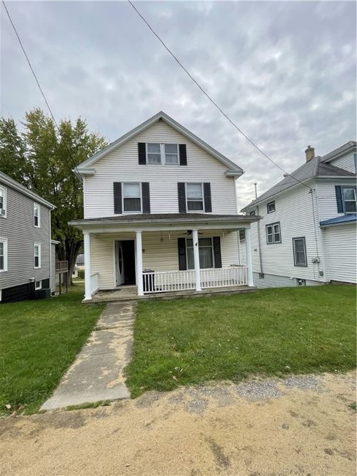 409 Walnut St, Reno, PA, 16343-1052 | Card Image