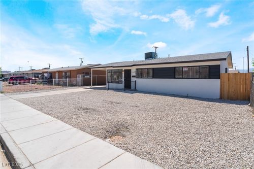 1648 J St, Las Vegas, NV, 89106-2504 | Card Image