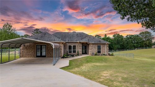 8001 Mars Hill Rd, Bauxite, AR, 72011-9177 | Card Image