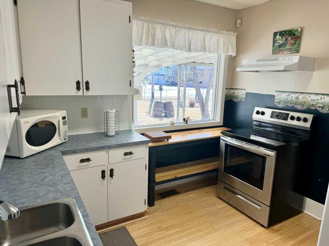 103 Centre St, House other with 4 bedrooms, 3 bathrooms and 4 parking in Mclennan AB | Image 13