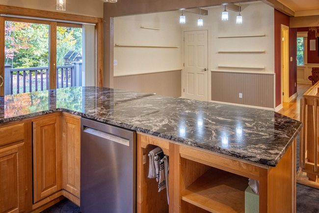 181 Charles St, Home with 0 bedrooms, 4 bathrooms and null parking in Farmington NH | Image 13