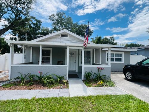 8719 N Ashley St, Tampa, FL, 33604-1324 | Card Image
