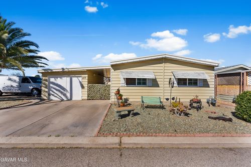 spc-275-15252 Seneca Rd, Victorville, CA, 92392-2244 | Card Image