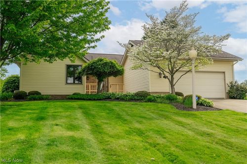 3445 Cornwall Dr Nw, Canton, OH, 44708-1155 | Card Image