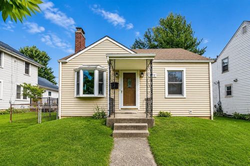 876 Montrose Ave, Bexley, OH, 43209-2452 | Card Image