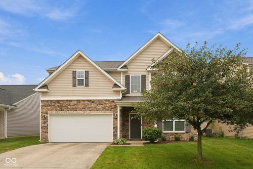 5785 Open Fields Dr, Whitestown, IN, 46075-9719 | Card Image