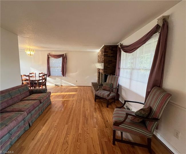 101 N Wilson St, House other with 4 bedrooms, 2 bathrooms and null parking in Madison NC | Image 11
