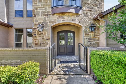 5800 Lamb Creek Dr, Fort Worth, TX, 76179-7530 | Card Image