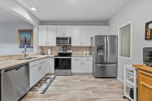 302-2815 Kings Crossing Dr, Kingwood, TX, 77345-5490 | Card Image