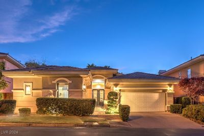 9733 Plateau Heights Place, House other with 4 bedrooms, 3 bathrooms and null parking in Las Vegas NV | Image 3