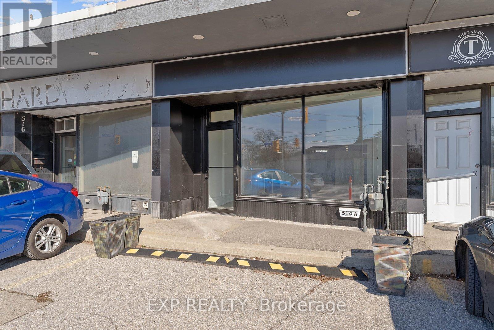 Commercial Sale in Toronto (Alderwood) 5