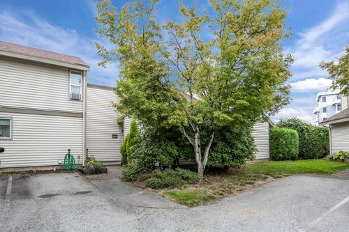 6292 Greenside Dr W, Surrey, BC, V3S5M8 | Card Image