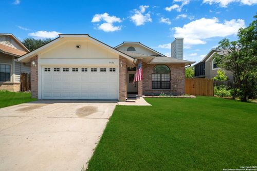 8032 Dove Trail Dr, San Antonio, TX, 78244-1848 | Card Image