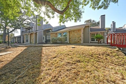 1710 Timberwood Dr, Austin, TX, 78741-5547 | Card Image