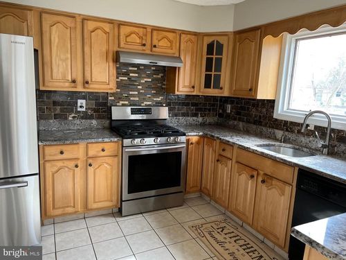 1 Wright Pl, WEST WINDSOR, NJ, 08550-2301 | Card Image