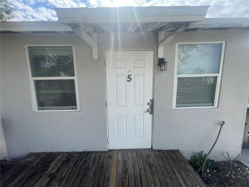 apt-5-5475 42nd St N, St Petersburg, FL, 33714-1705 | Card Image